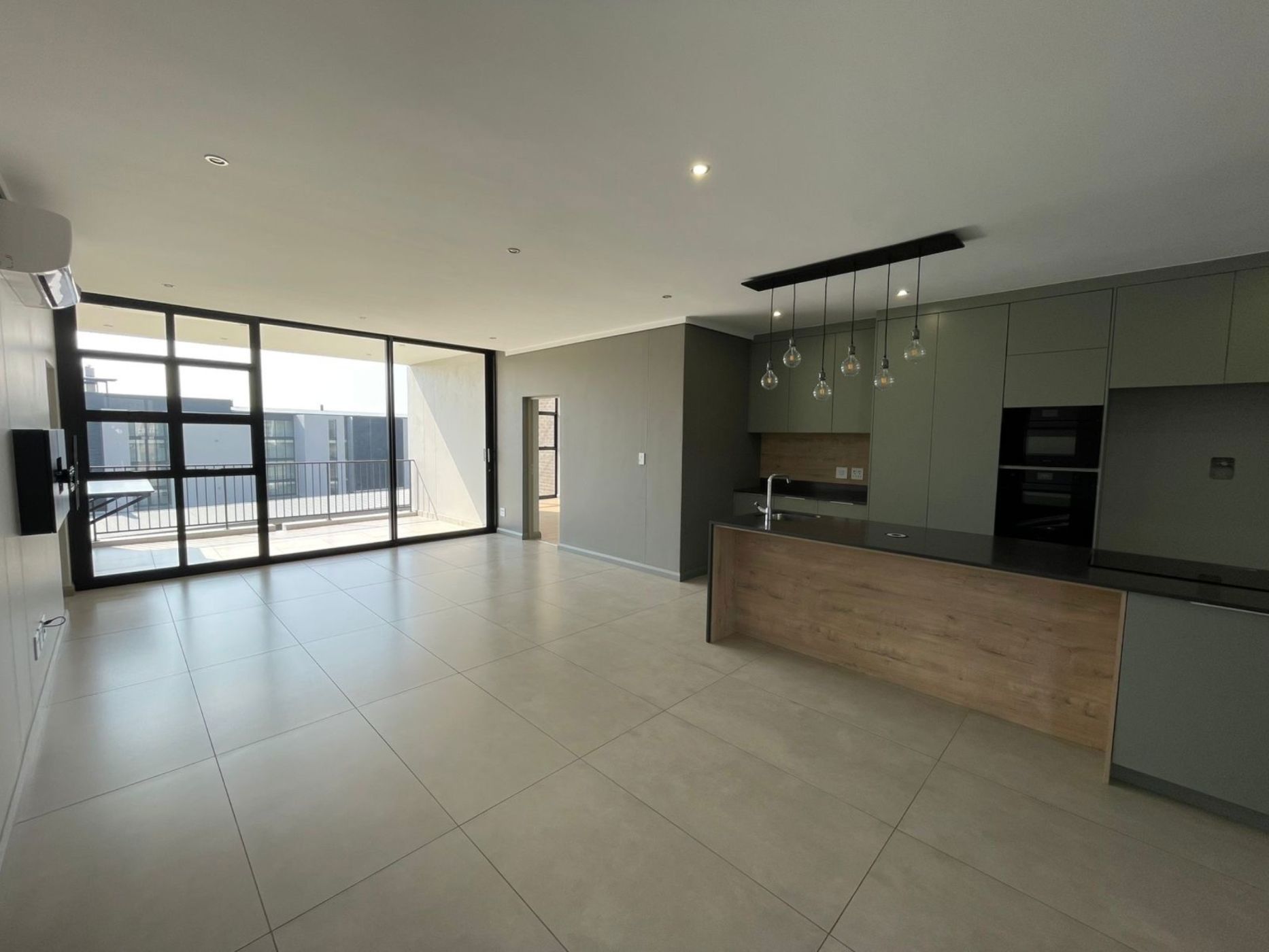 Apartment to rent in Midstream Estate - CN1742021