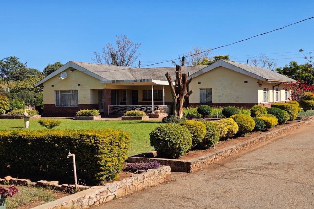 House for sale in Hillside, Bulawayo, Zimbabwe - 3ZB1742008