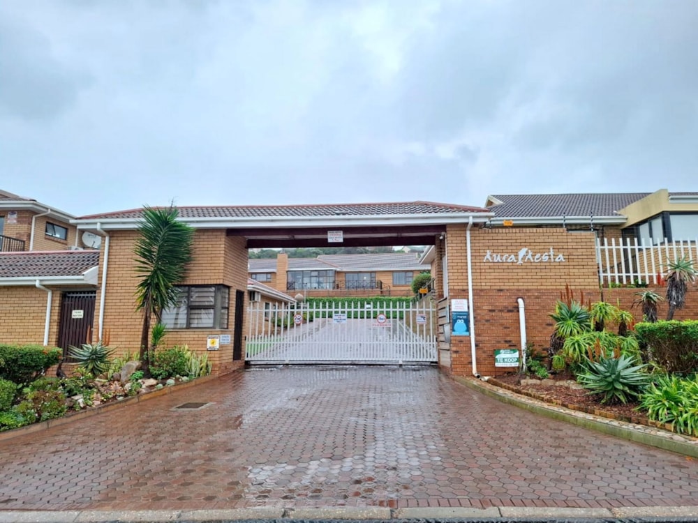 Townhouse to rent in Hartenbos - 1MB1742030