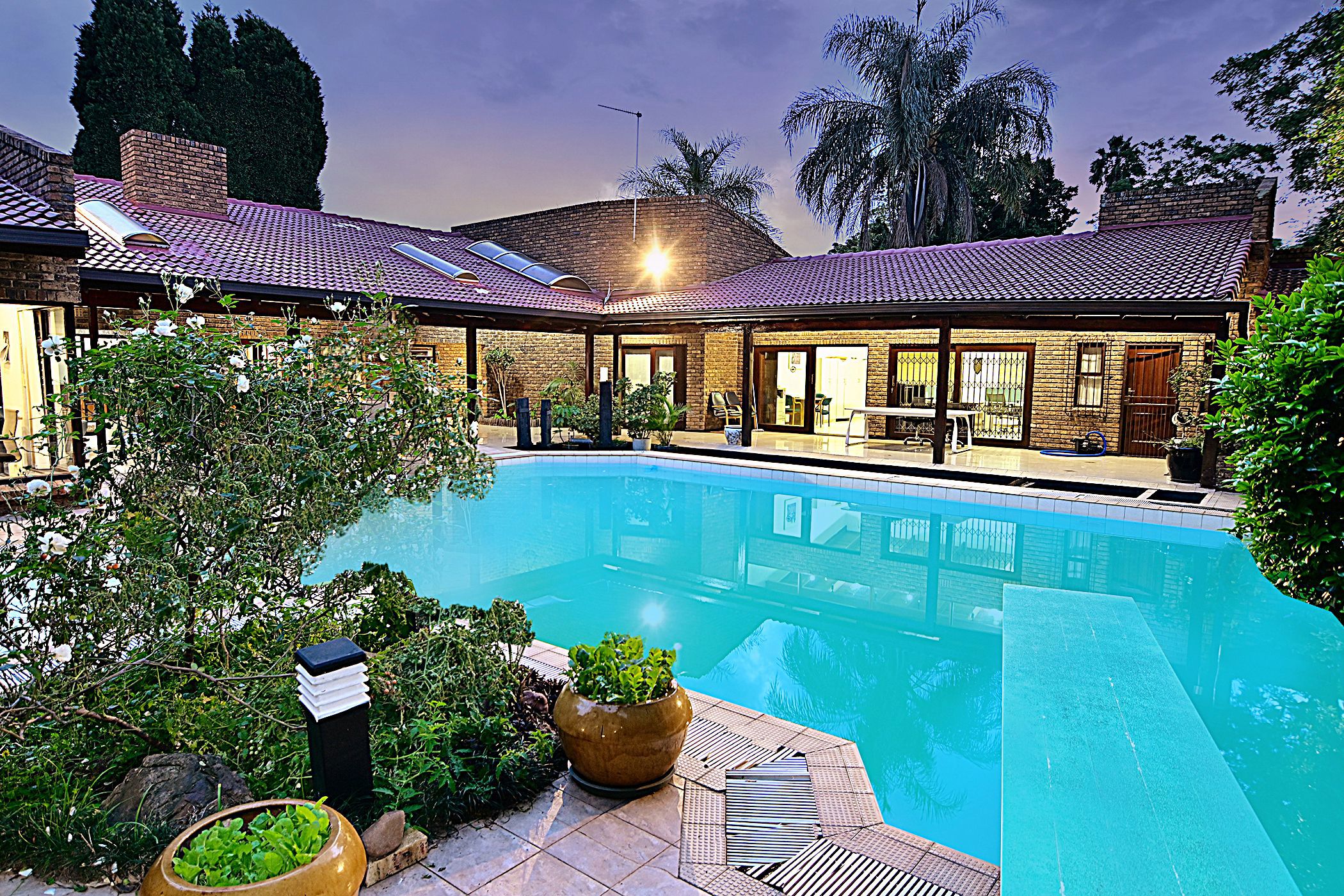 House for sale in Morningside, Sandton - HP1742043