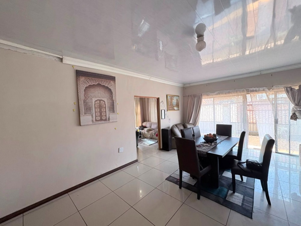 House for sale in Mooivallei Park - 1PCH1742075 House for sale in Mooivallei Park - 1PCH1742075