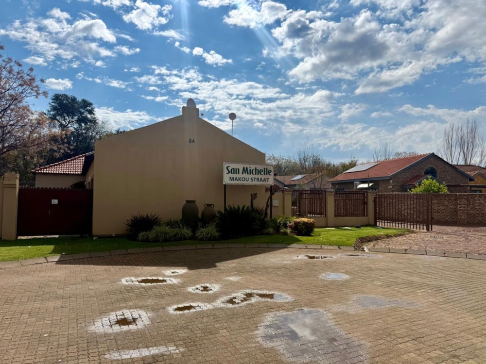 House for sale in Mooivallei Park - 1PCH1742075 House for sale in Mooivallei Park - 1PCH1742075