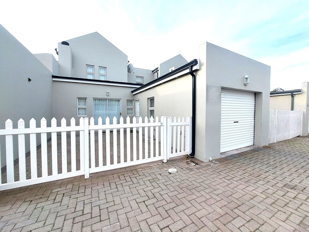 Townhouse to rent in Country Club - LBL1742099