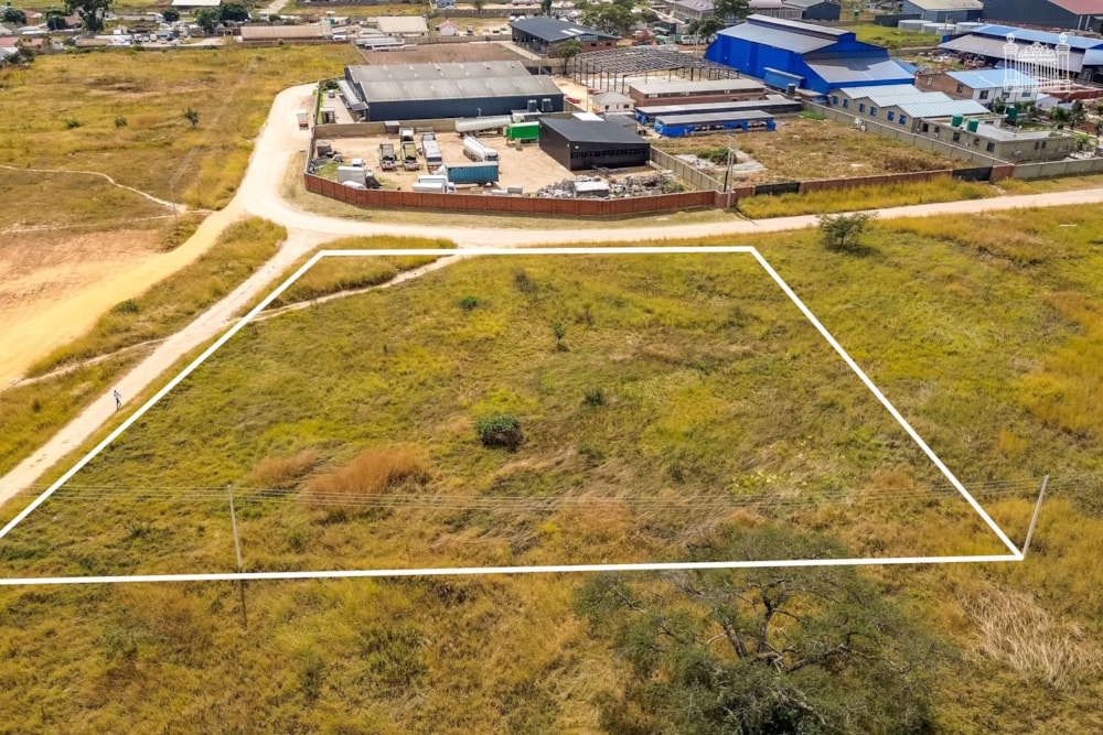 Commercial vacant land for sale in Ruwa, Zimbabwe - 3ZB1742127