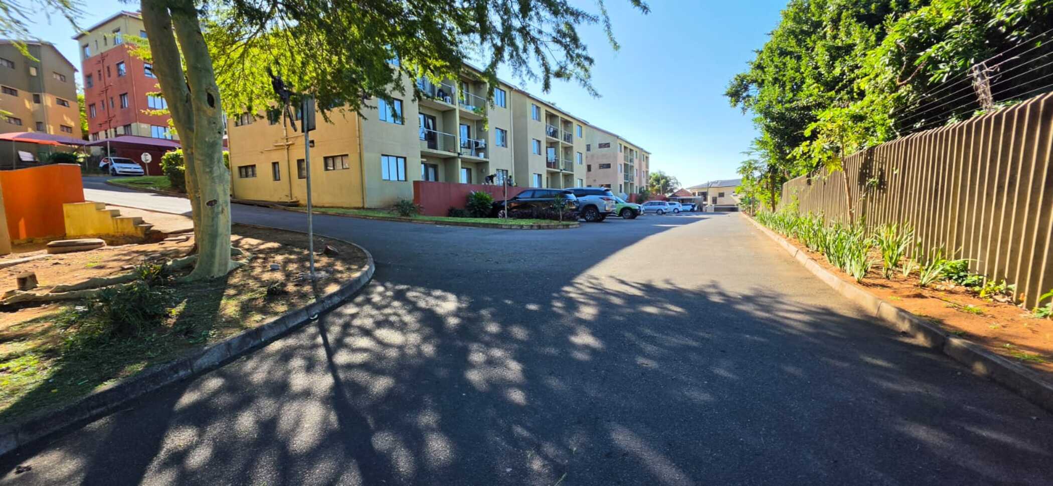 Apartment for sale in Montclair, KwaZulu-Natal - 1WB1742287