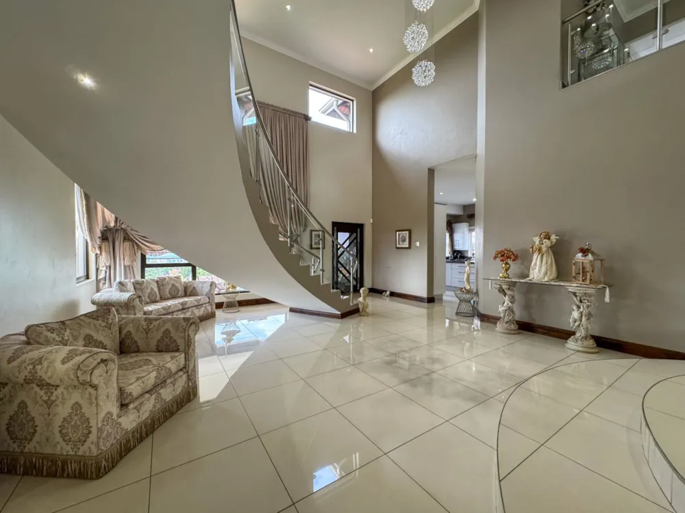 Security estate home for sale in Blue Saddle Ranches - 1VT1742288