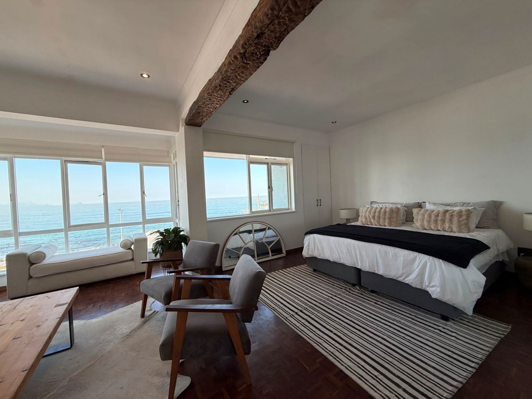 Studio apartment to rent in Kalk Bay - FHL1743608