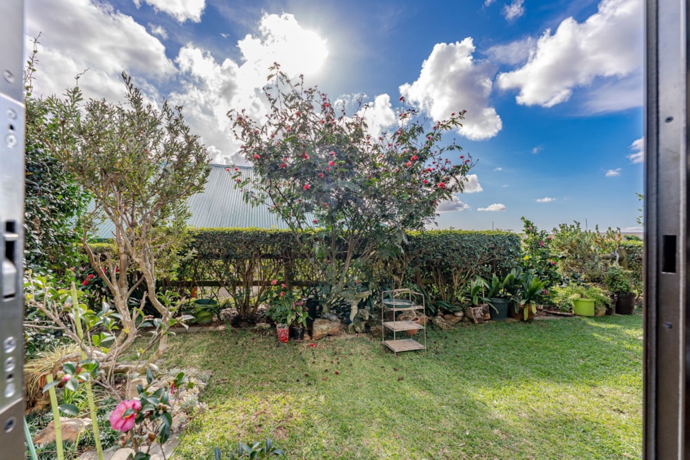 Garden apartment for sale in Hillcrest, Upper Highway - 1KF1742518 Garden apartment for sale in Hillcrest, Upper Highway - 1KF1742518