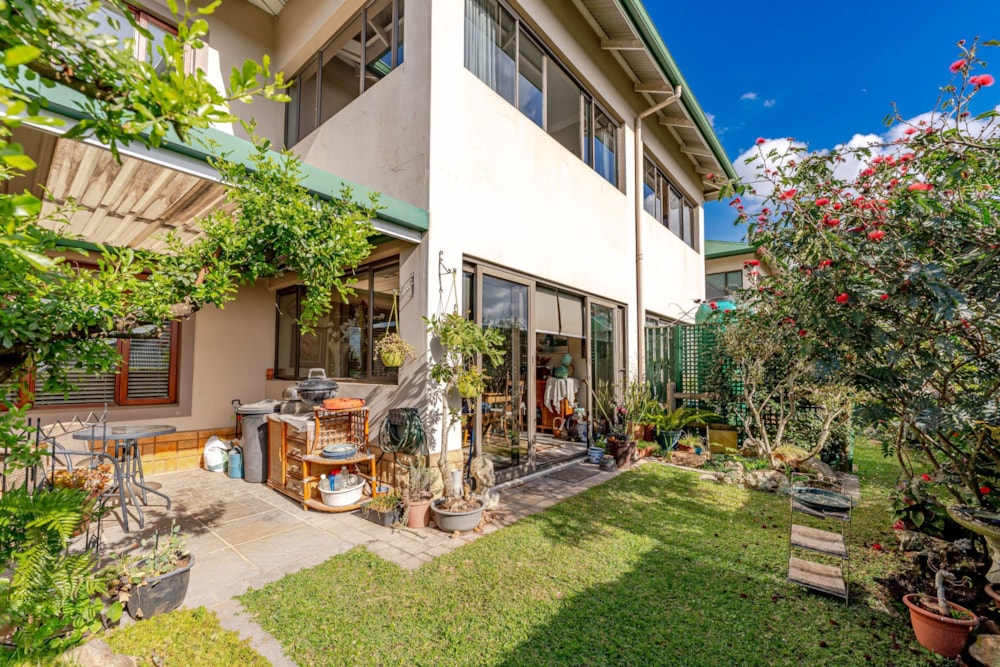Garden apartment for sale in Hillcrest, Upper Highway - 1KF1742518 Garden apartment for sale in Hillcrest, Upper Highway - 1KF1742518
