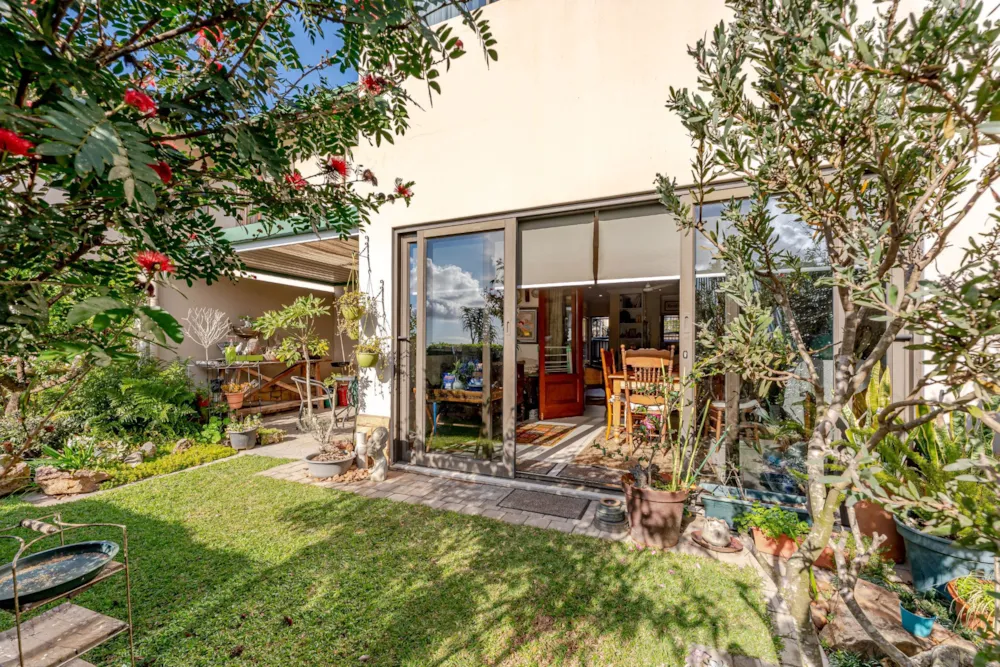 Garden apartment for sale in Hillcrest, Upper Highway - 1KF1742518
