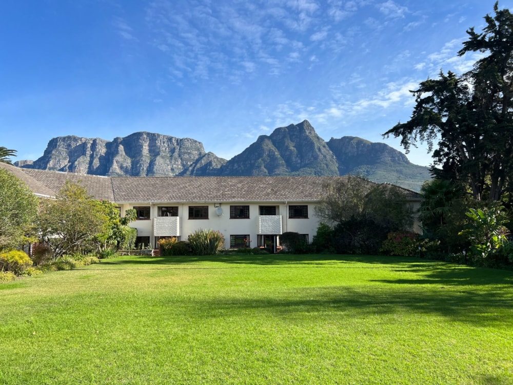 Apartment to rent in Rondebosch - RBL1742274 Apartment to rent in Rondebosch - RBL1742274