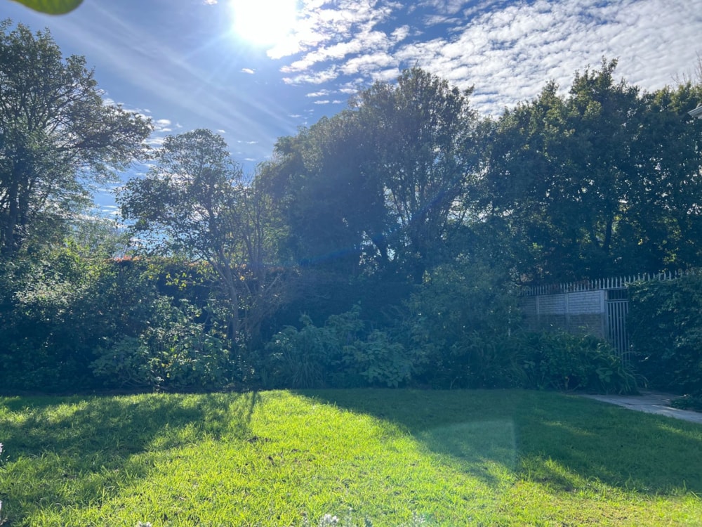 Apartment to rent in Rondebosch - RBL1742274 Apartment to rent in Rondebosch - RBL1742274