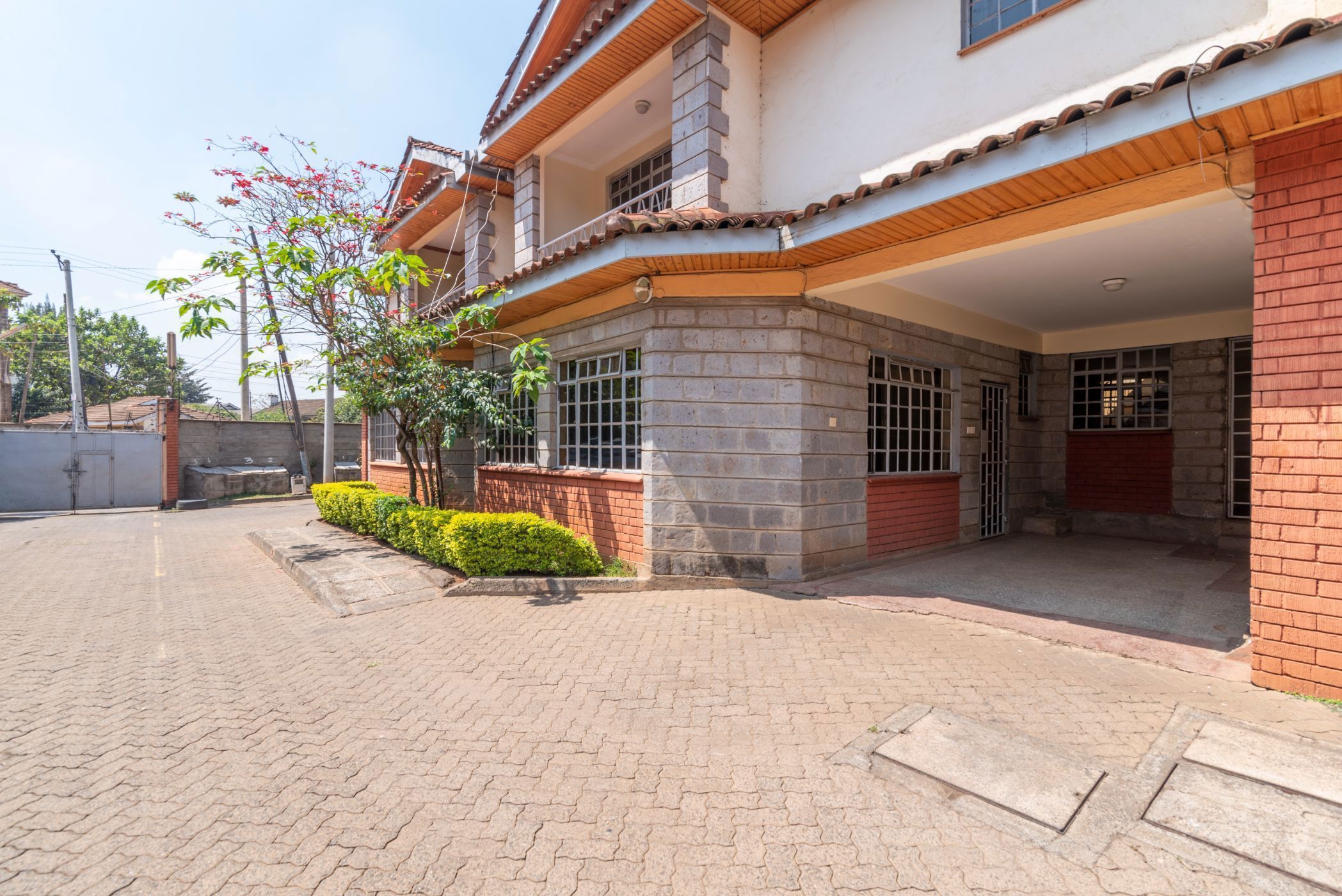 Double-storey house to rent in Kileleshwa, Kenya - 3KE1742362