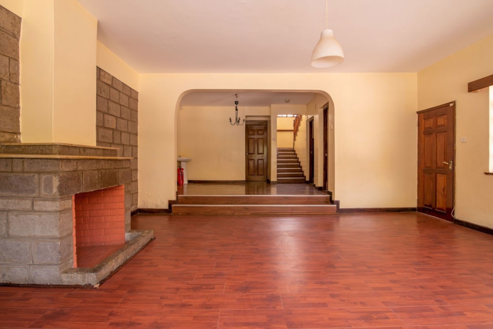 Double-storey house to rent in Kileleshwa, Kenya - 3KE1742362 Double-storey house to rent in Kileleshwa, Kenya - 3KE1742362