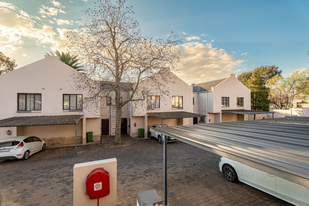 Apartment for sale in Sandown, Sandton - HP1742337 Apartment for sale in Sandown, Sandton - HP1742337