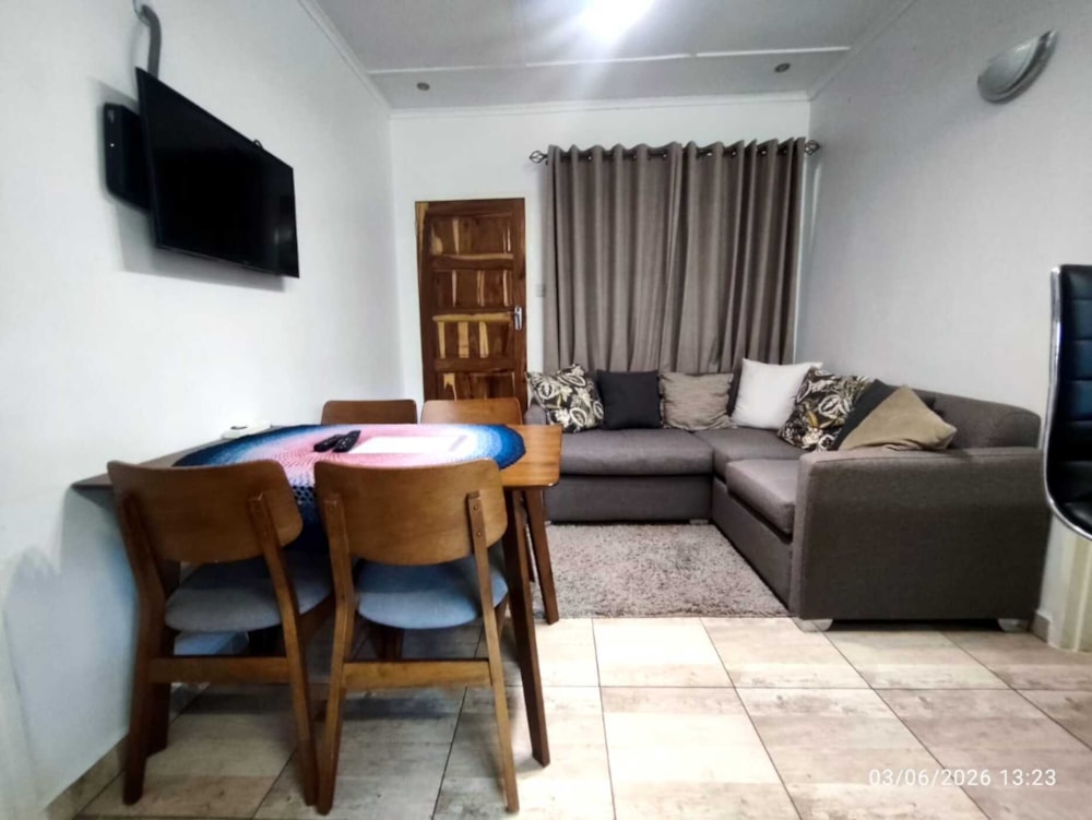 Cottage to rent in Strathaven, Zimbabwe - 3ZB1742369 Cottage to rent in Strathaven, Zimbabwe - 3ZB1742369