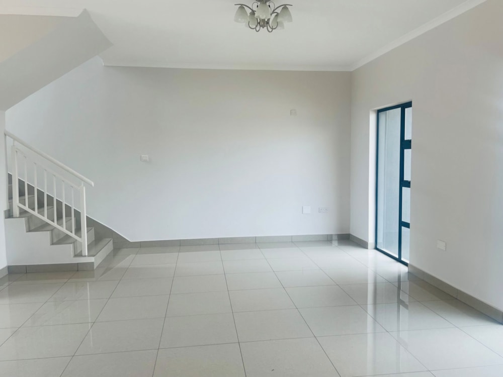 Townhouse to rent in Broadhurst, Botswana - 3BO1742353 Townhouse to rent in Broadhurst, Botswana - 3BO1742353