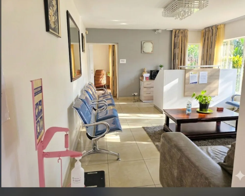 Townhouse for sale in Effingham Heights - 1ND1742421