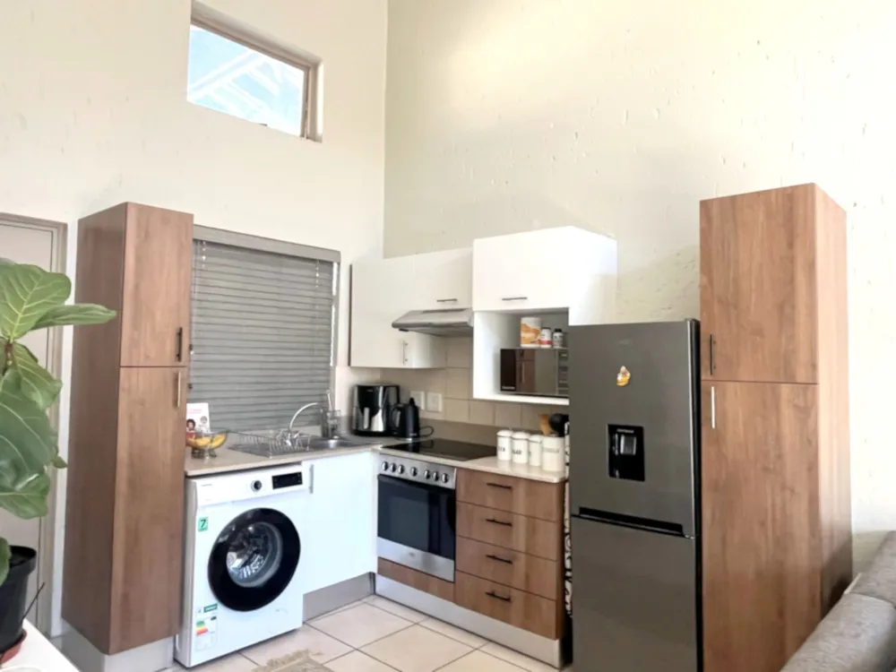 Apartment let in Lonehill - FYL1742443