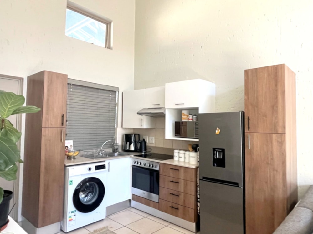 Apartment to rent in Lonehill - FYL1742443 Apartment to rent in Lonehill - FYL1742443