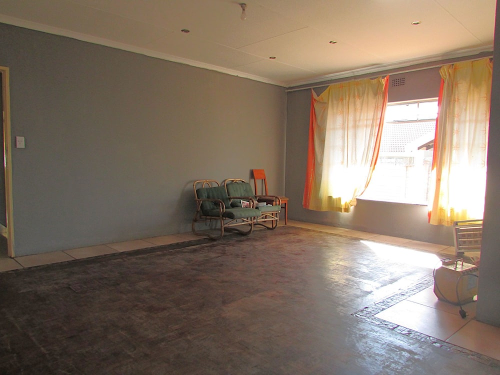 House for sale in Vaalpark Ext 1 - 1VT1742603 House for sale in Vaalpark Ext 1 - 1VT1742603