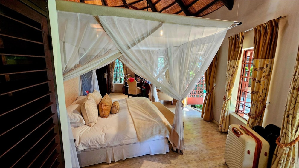 Single-storey house for sale in Victoria Falls, Zimbabwe - 3ZB1744007