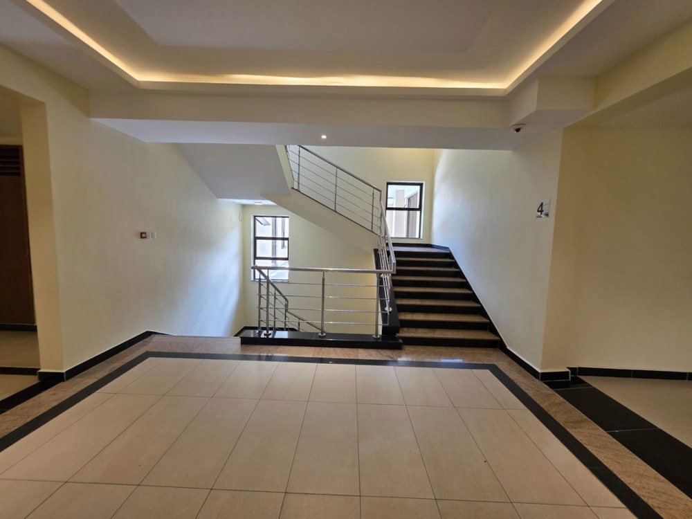 Commercial office for sale in Kilimani, Kenya - 3KE1743539