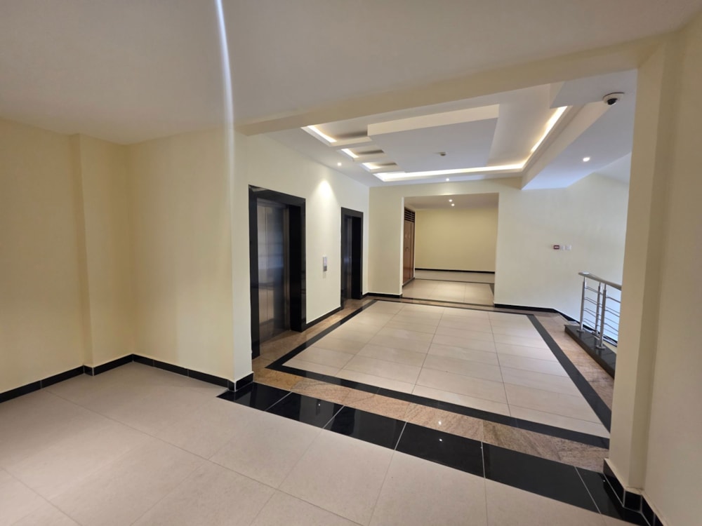 Commercial office for sale in Kilimani, Kenya - 3KE1743535
