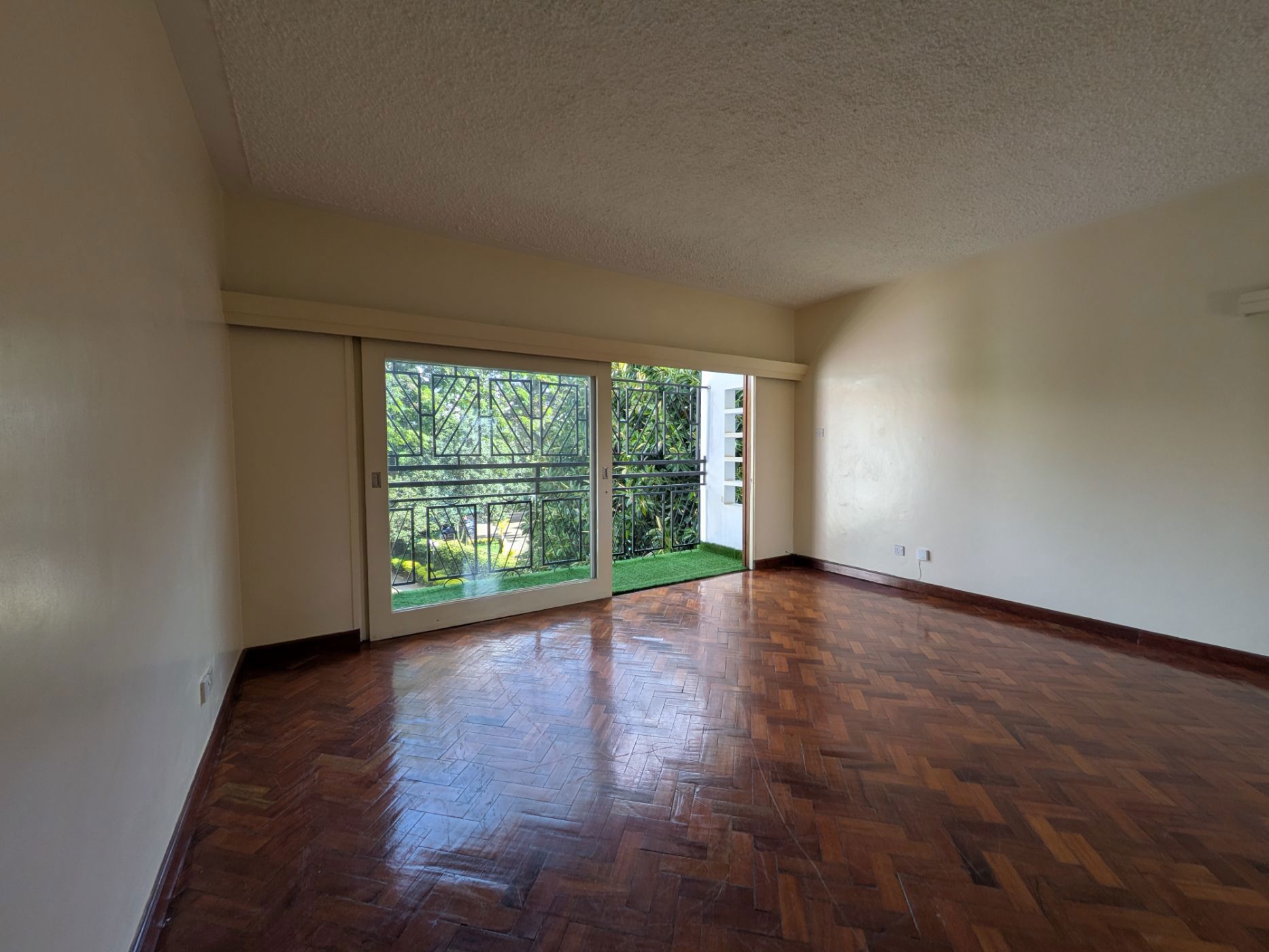 Apartment to rent in Lavington, Kenya - 3KE1742809