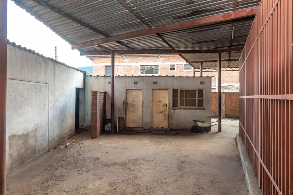 Commercial industrial property for sale in Willowvale, Zimbabwe - 3ZB1742526 Commercial industrial property for sale in Willowvale, Zimbabwe - 3ZB1742526