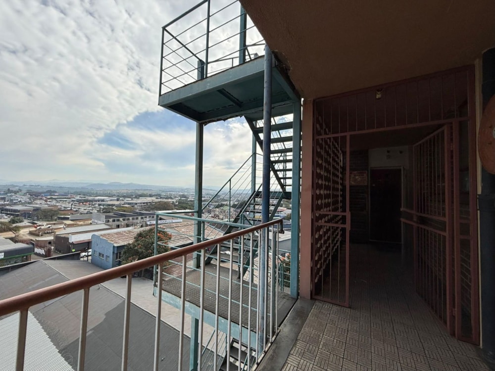 Apartment for sale in Mbombela Central (Nelspruit Central) - 1NS1742700 Apartment for sale in Mbombela Central (Nelspruit Central) - 1NS1742700