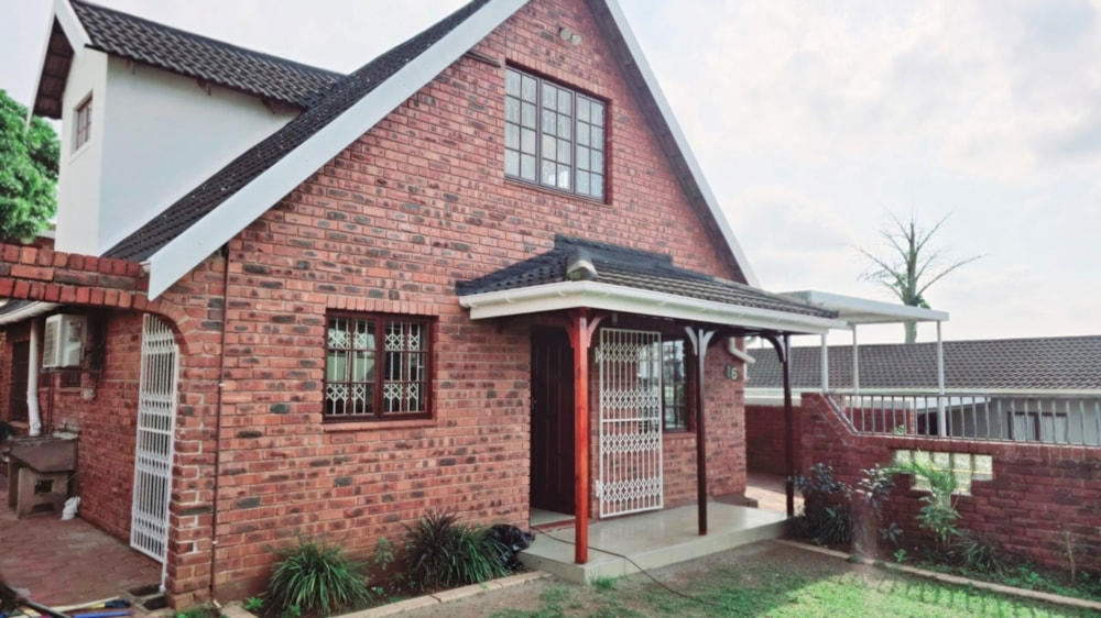 House for sale in Phoenix, KwaZulu-Natal - 1ND1743118 House for sale in Phoenix, KwaZulu-Natal - 1ND1743118