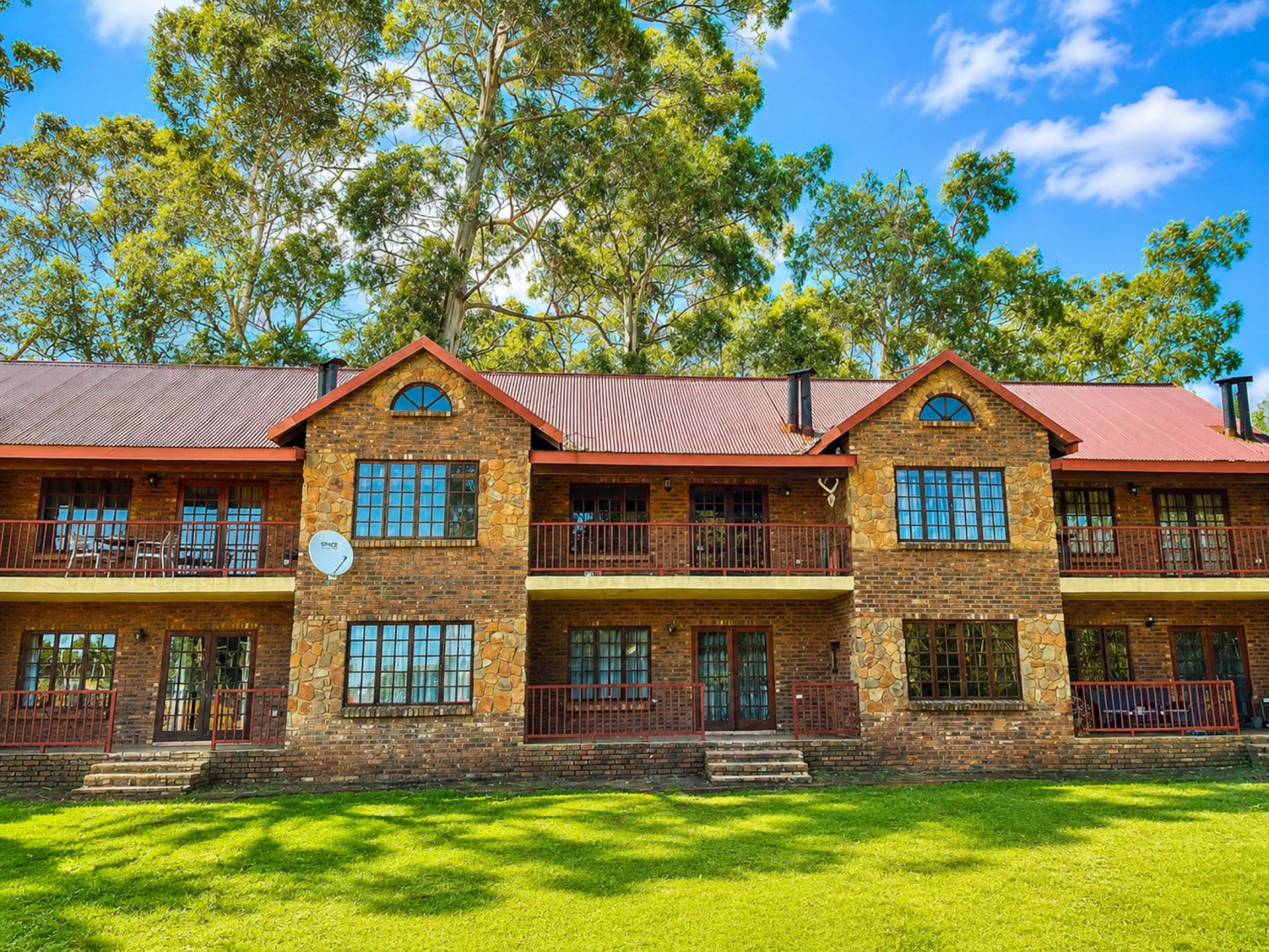 Apartment for sale in Dullstroom - 1DS1742669