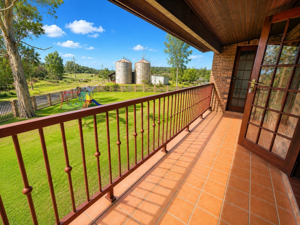 Apartment for sale in Dullstroom - 1DS1742669