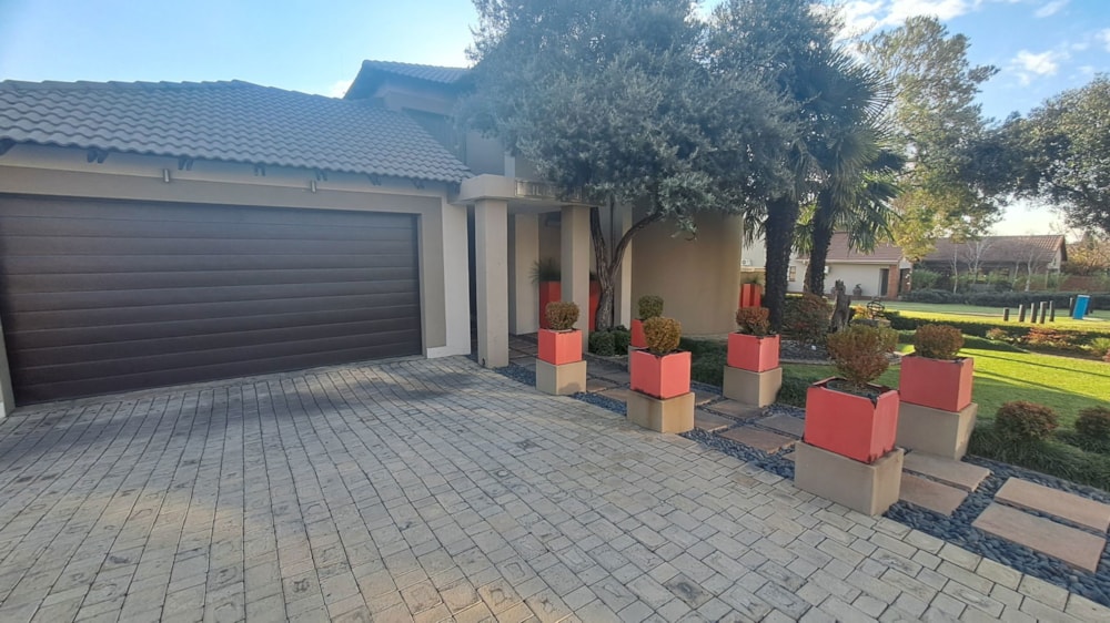 House for sale in Roberts Estate - 1MD1742626 House for sale in Roberts Estate - 1MD1742626