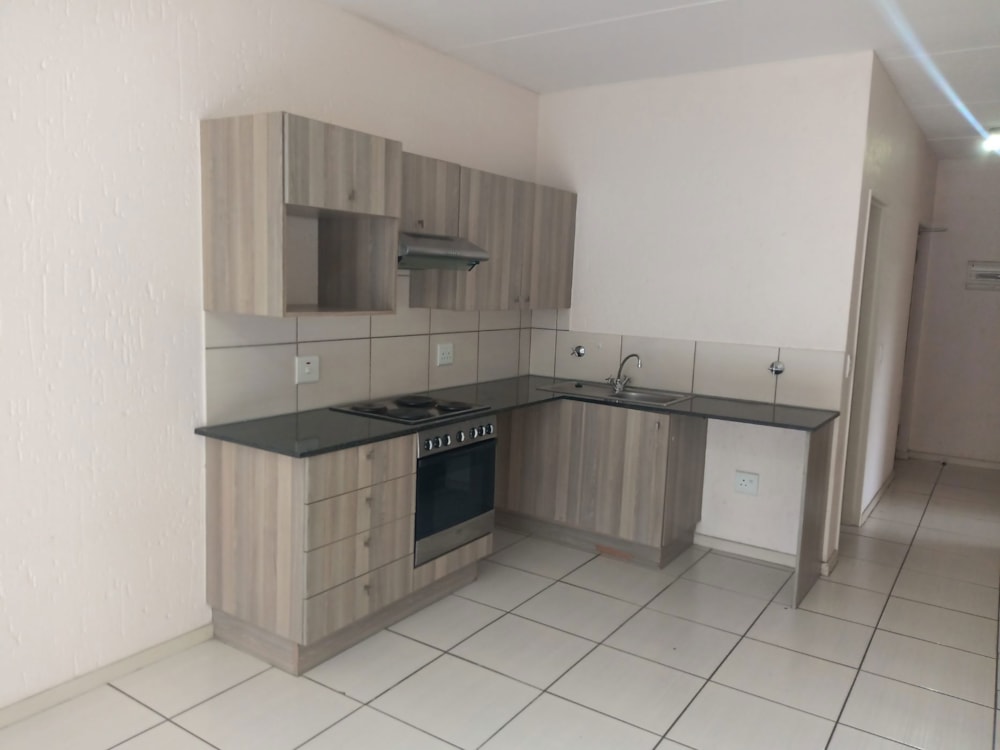Apartment to rent in Paulshof - FYL1742764 Apartment to rent in Paulshof - FYL1742764
