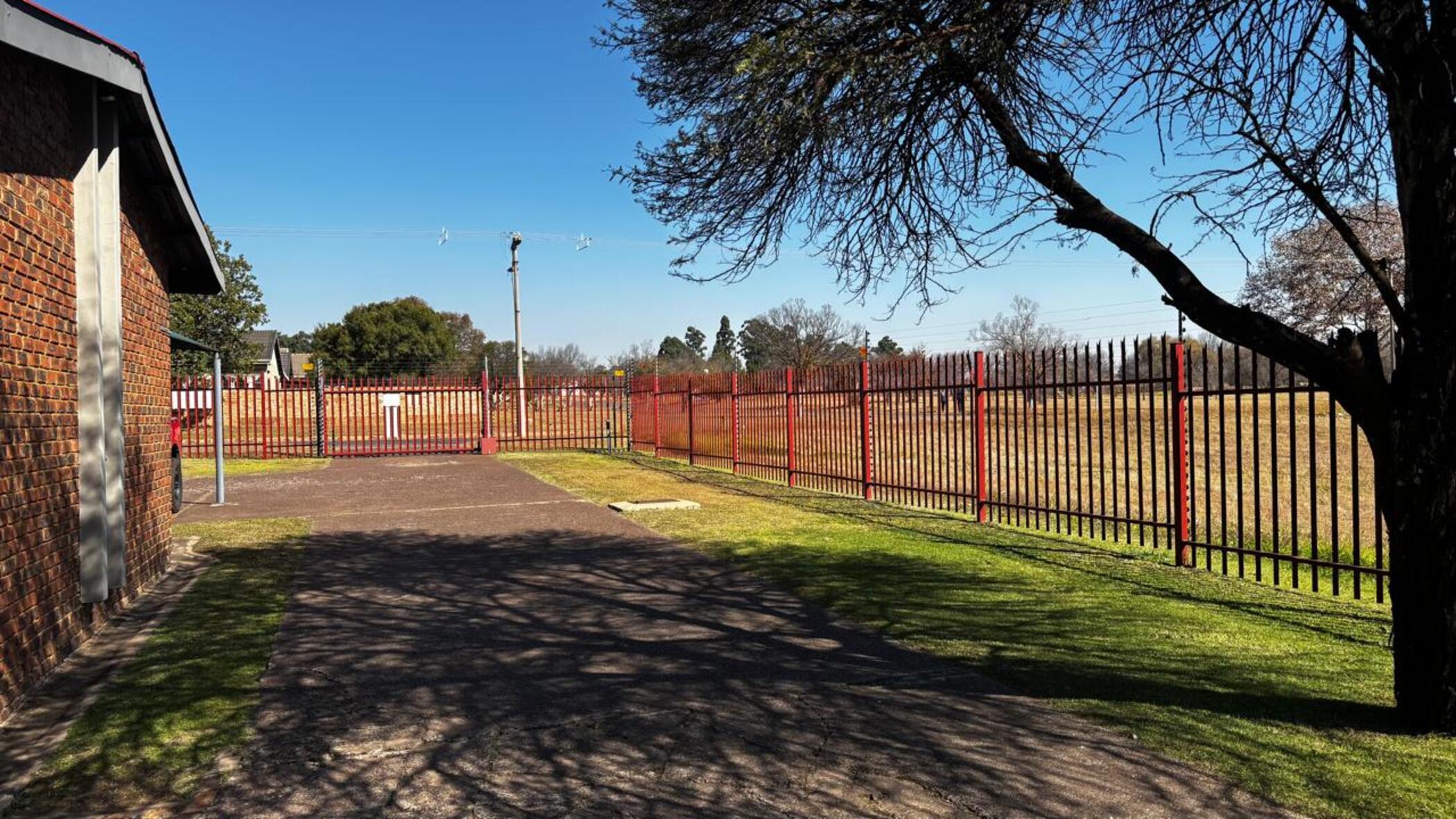 Security complex home to rent in Middelburg South (Mpumalanga South)  - 1MD1742671