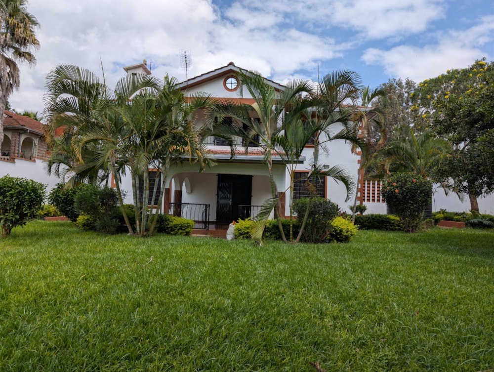 Double-storey house to rent in Runda , Kenya - 3KE1742695 Double-storey house to rent in Runda , Kenya - 3KE1742695