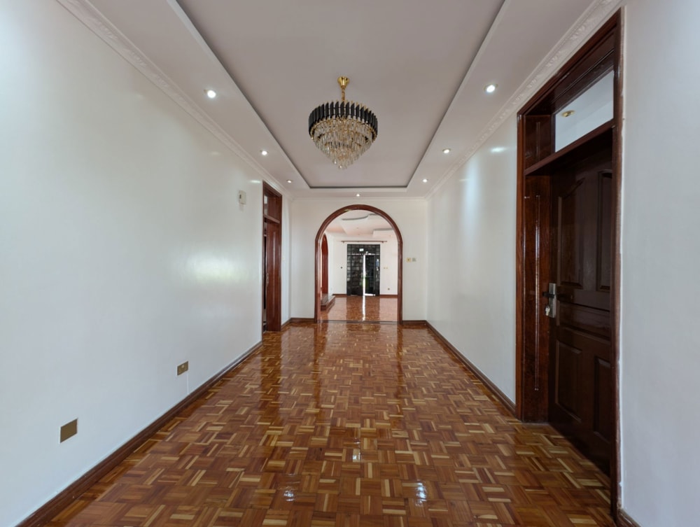 Double-storey house to rent in Runda , Kenya - 3KE1742695 Double-storey house to rent in Runda , Kenya - 3KE1742695
