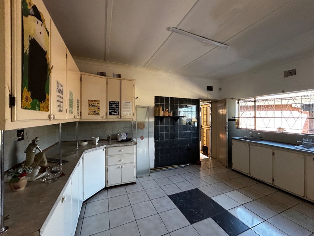 House for sale in Barkly West - 1KJ1742704 House for sale in Barkly West - 1KJ1742704