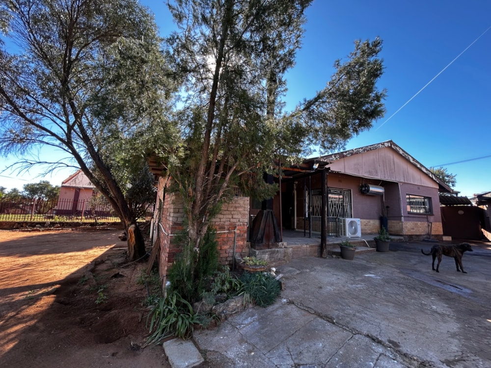 House for sale in Barkly West - 1KJ1742704 House for sale in Barkly West - 1KJ1742704