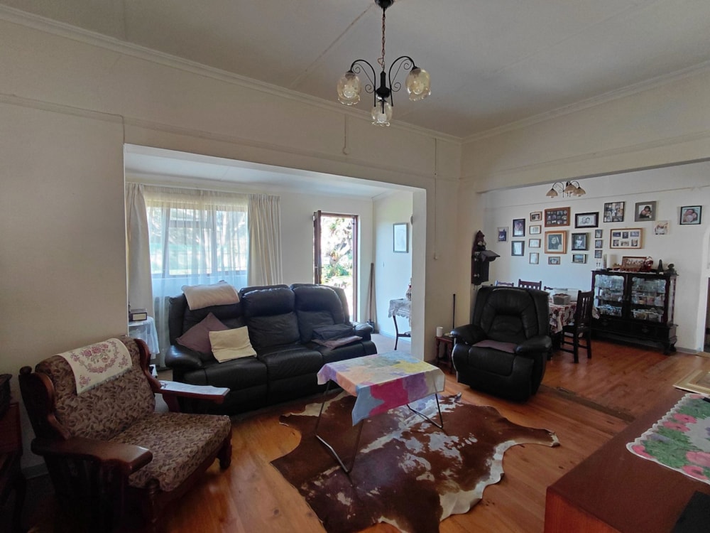 House for sale in Heidelberg, Garden Route - 1SR1742726 House for sale in Heidelberg, Garden Route - 1SR1742726