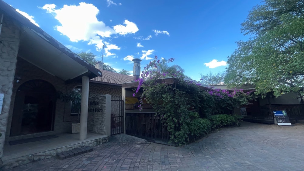 Commercial restaurant for sale in Phalaborwa - 1PW1742782 Commercial restaurant for sale in Phalaborwa - 1PW1742782