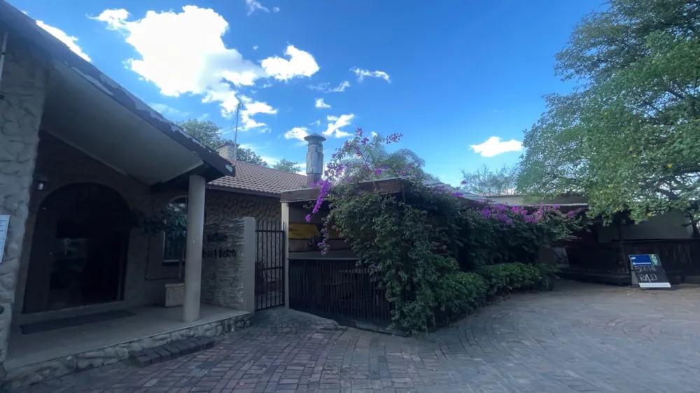 Commercial restaurant for sale in Phalaborwa - 1PW1742782 Commercial restaurant for sale in Phalaborwa - 1PW1742782