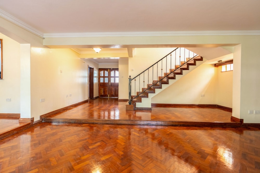 Townhouse for sale in Lavington, Kenya - 3KE1742911 Townhouse for sale in Lavington, Kenya - 3KE1742911