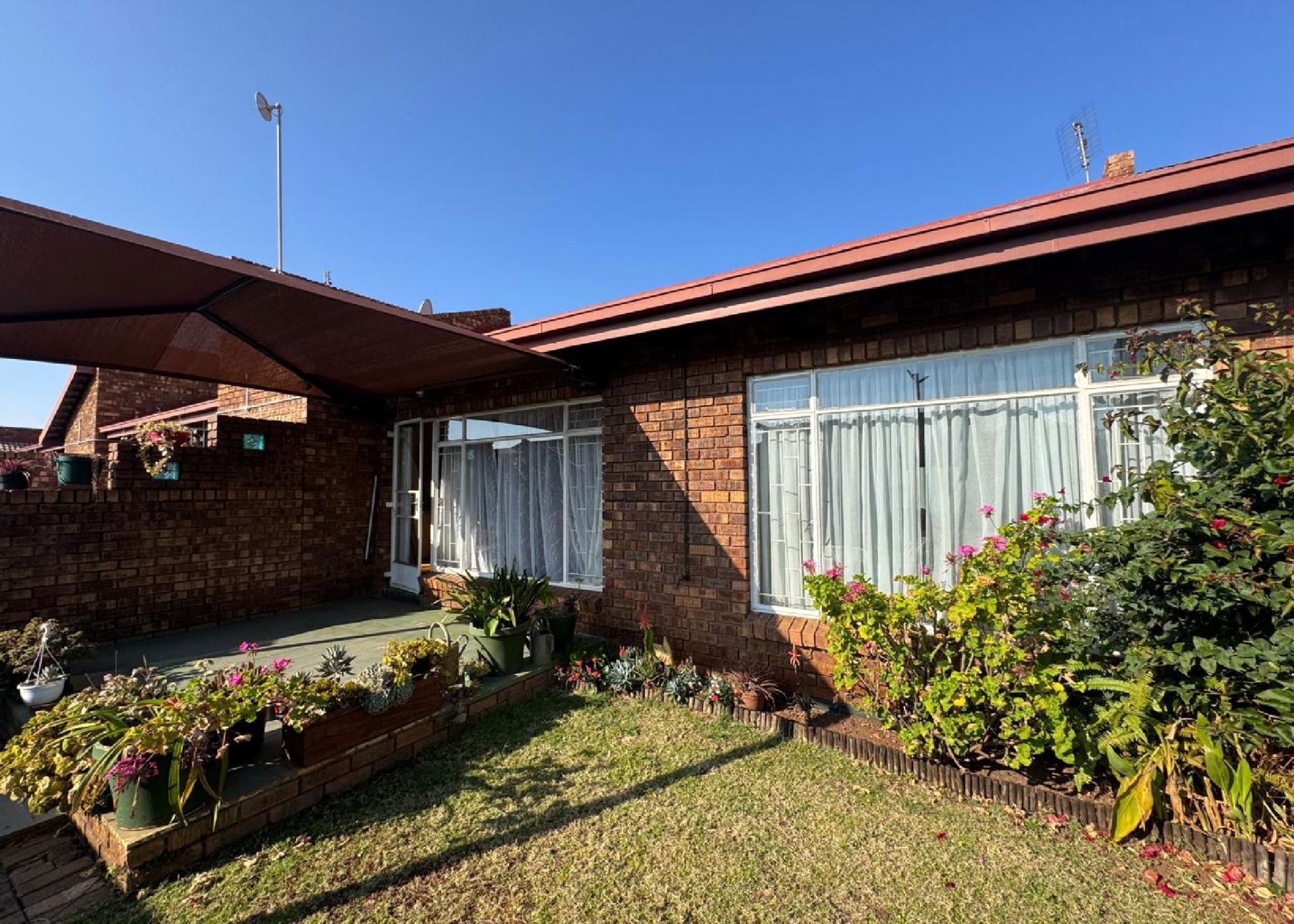 Townhouse for sale in Middelburg Central (Mpumalanga Central) - 1MD1742799