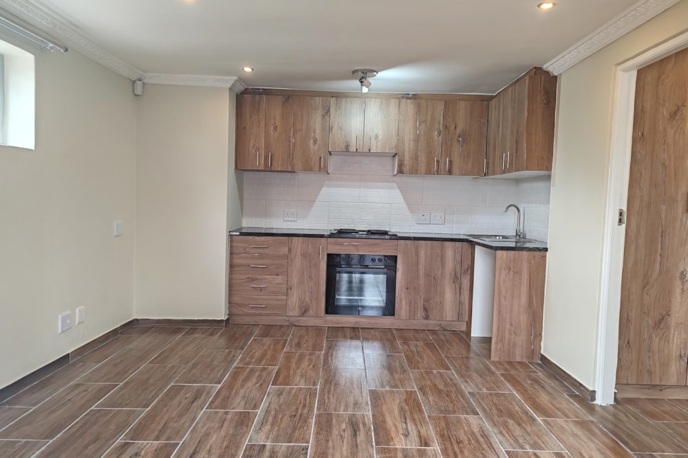 Apartment to rent in West Beach, Blouberg - 1TV1742814
