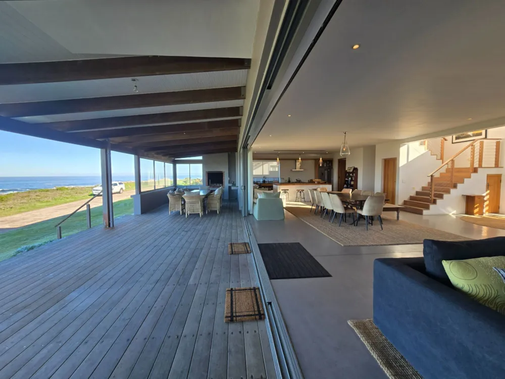 Double-storey house to rent in Cape St Francis - 1SA1742851 Double-storey house to rent in Cape St Francis - 1SA1742851