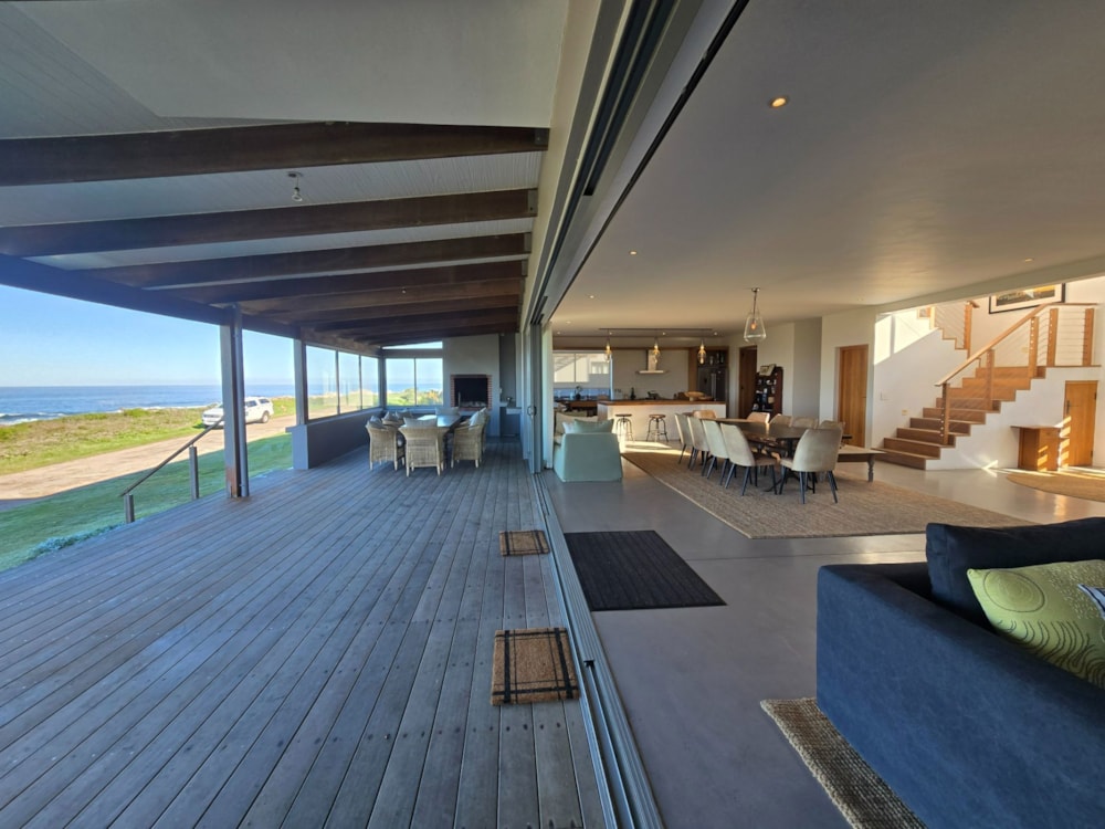 Double-storey house to rent in Cape St Francis - 1SA1742851 Double-storey house to rent in Cape St Francis - 1SA1742851