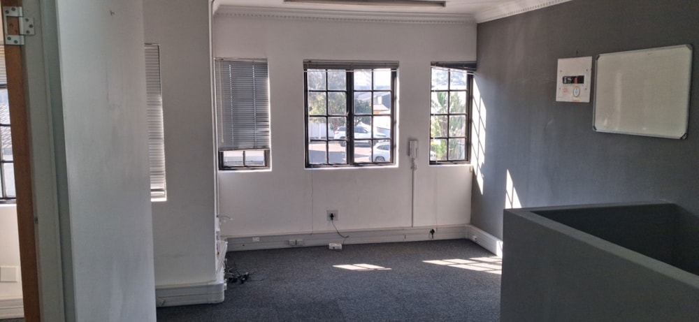 Commercial Building to rent in Hatton Estates - 1WP1742855